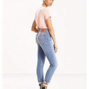 501 Stretch Skinny Levi’s in Post Modern Blues